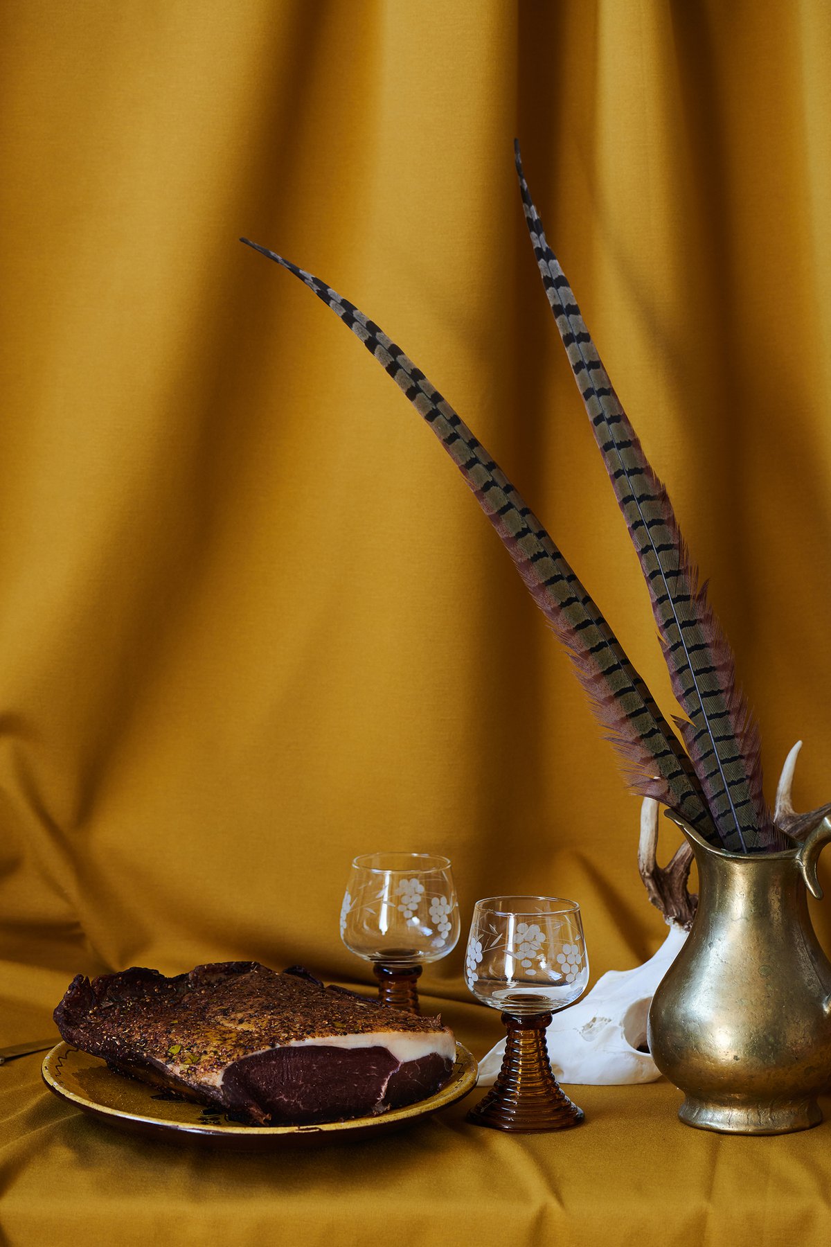 Federn-Roemerglas-Fleisch-gold_003.jpg